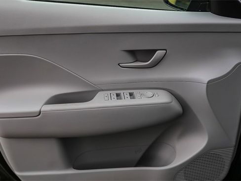 New 2025 Hyundai Kona SEL image 22