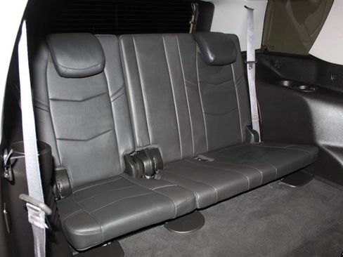 Used 2015 Cadillac Escalade Luxury AWD/4WD image 33