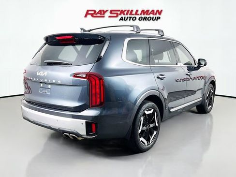 Used 2024 Kia Telluride S w/ S Sunroof Package FWD image 7