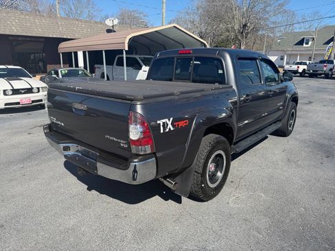 Used 2011 Toyota Tacoma PreRunner w/ TRD Off-Road Pkg image 7