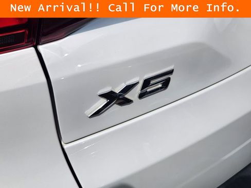 Used 2022 BMW X5 xDrive40i w/ Executive Package AWD/4WD image 9