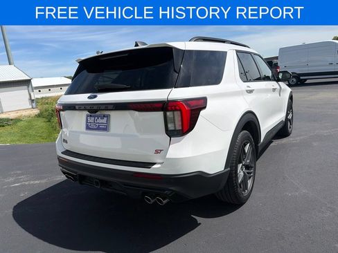 Certified 2025 Ford Explorer ST AWD/4WD image 4