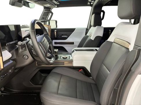 Certified 2024 GMC Hummer EV 3X AWD/4WD image 12