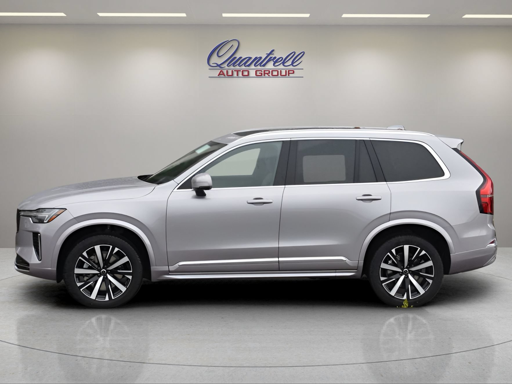 Certified 2026 Volvo XC90 B6 Core w/ Protection Package Premier AWD/4WD image 6