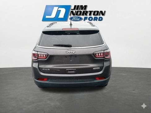 Used 2024 Jeep Compass Latitude AWD/4WD image 8