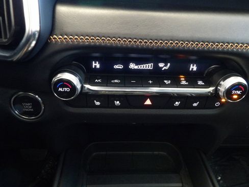 Used 2025 MAZDA CX-50 AWD 2.5 S w/ Cargo Package image 34