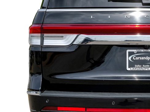 Used 2024 Lincoln Navigator Reserve image 51