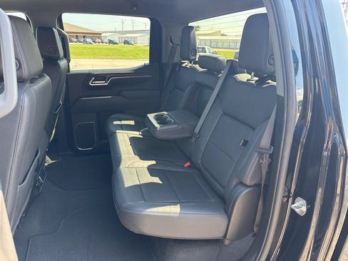 Used 2025 GMC Sierra 1500 SLT RWD image 21