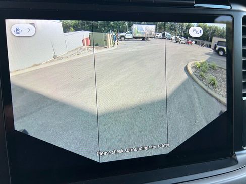 Used 2024 Ford F150 XLT w/ Equipment Group 302A MID image 39