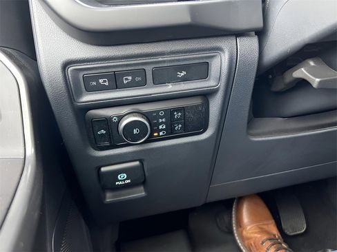 Used 2024 Ford F150 XLT w/ Equipment Group 302A MID image 31