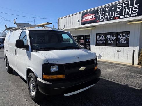 Used 2012 Chevrolet Express 2500 w/ Power Package image 2