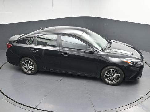 Used 2022 Kia Forte LXS image 31