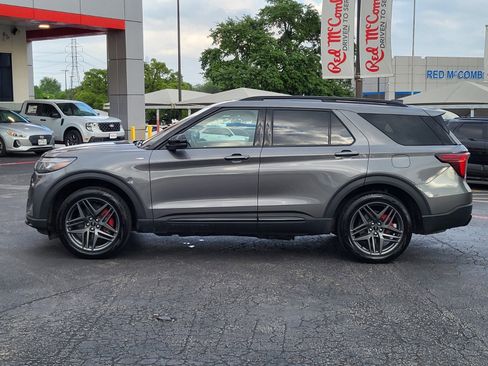 Certified 2025 Ford Explorer ST-Line w/ ST-Line Street Pack AWD/4WD image 7