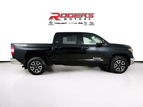 Used 2019 Toyota Tundra SR5 w/ TRD Off Road Package AWD/4WD image 14