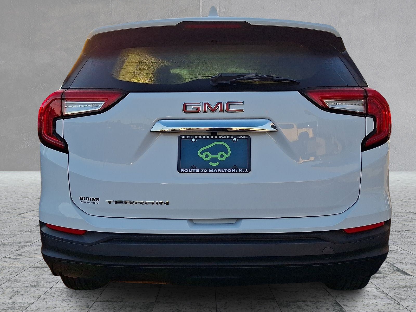 Certified 2023 GMC Terrain SLE FWD image 5