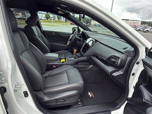 Used 2025 Subaru Outback Wilderness AWD/4WD image 18