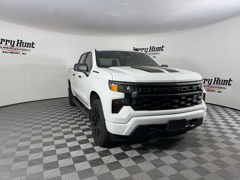 Used 2023 Chevrolet Silverado 1500 Custom w/ Rally Edition image 7