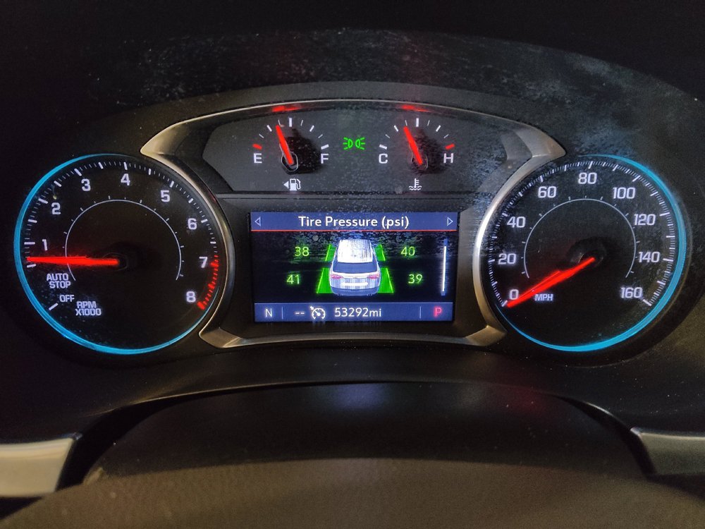Used 2021 Chevrolet Traverse LT FWD image 23
