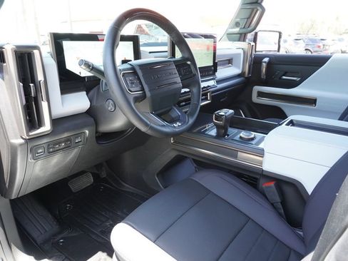 Certified 2025 GMC Hummer EV 3X AWD/4WD image 16