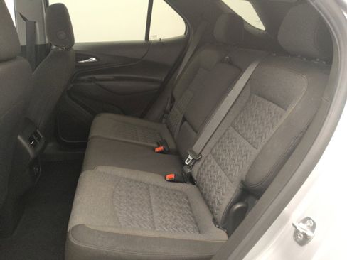 Used 2022 Chevrolet Equinox LT image 18