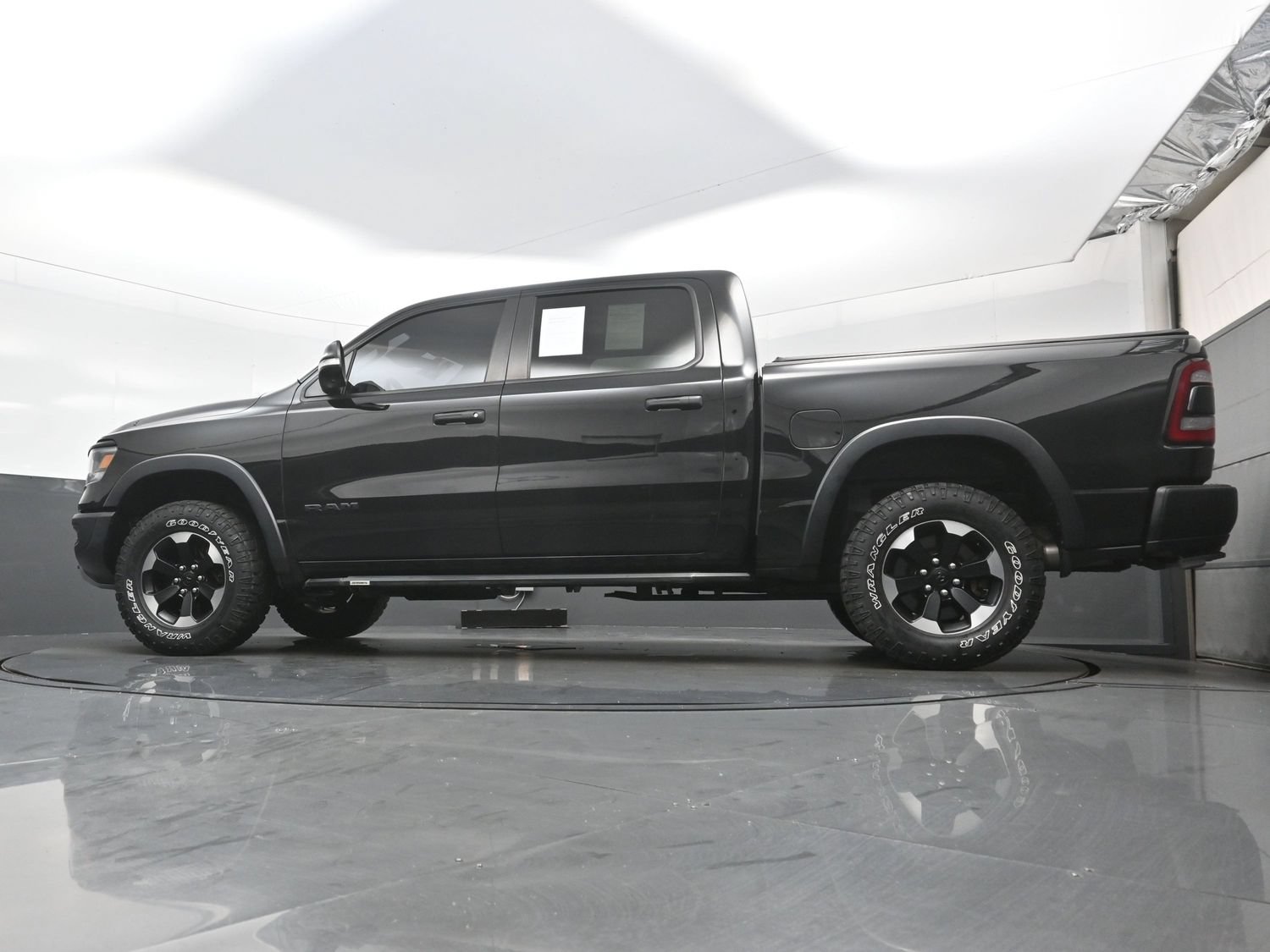 Used 2022 RAM 1500 Rebel w/ Rebel Level A Equipment Group AWD/4WD image 29