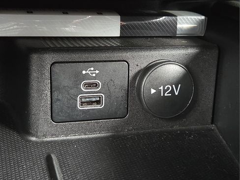 Used 2024 Ford Escape ST-Line w/ Cold Weather Package FWD image 17