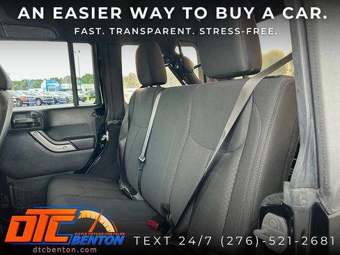 Used 2018 Jeep Wrangler Unlimited Sport S AWD/4WD image 10