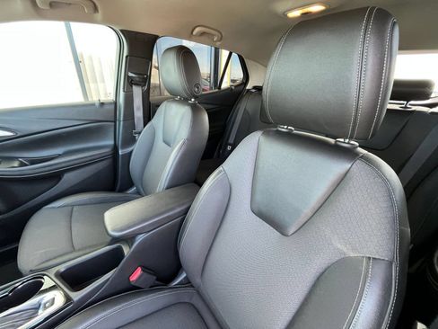 Used 2025 Buick Encore GX Preferred FWD image 34
