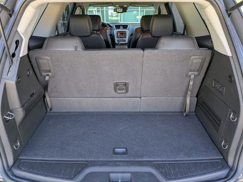 Used 2017 GMC Acadia Limited SLT image 19