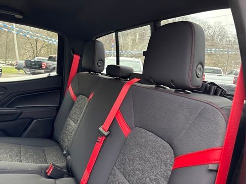 Used 2024 Chevrolet Colorado Z71 w/ Z71 Convenience Package 2 image 8