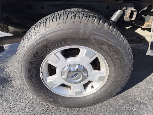 Used 2014 Ford F150 XLT w/ Trailer Tow Package image 26