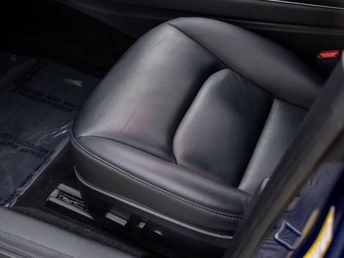 Used 2020 Tesla Model 3 Standard Range Plus image 13