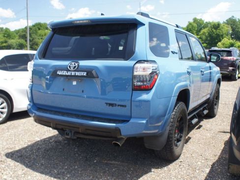Used 2018 Toyota 4Runner TRD Pro AWD/4WD image 5