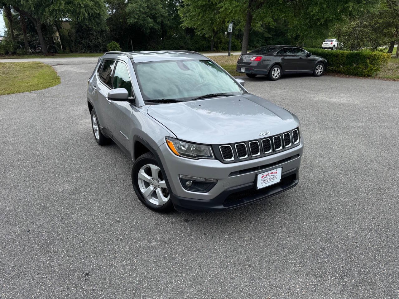 Used 2018 Jeep Compass Latitude AWD/4WD image 41