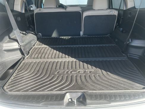 Used 2021 Honda Pilot EX-L image 11