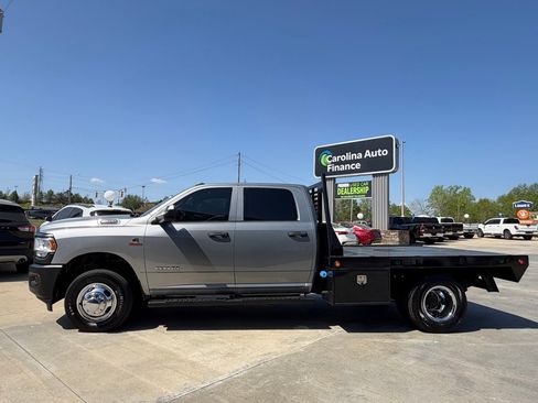 Used 2022 RAM 3500 Tradesman w/ Max Tow Package image 3