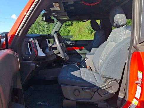Used 2024 Ford Bronco Heritage Edition AWD/4WD image 13