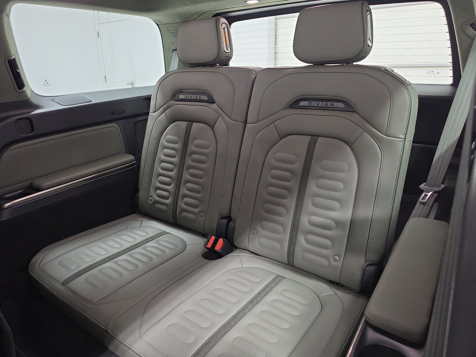 Used 2023 Rivian R1S Adventure Quad AWD/4WD image 22