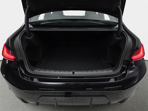 New 2026 BMW 330i xDrive Sedan w/ M Sport Package image 12