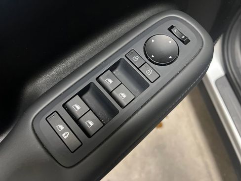 Used 2024 Hyundai Santa Fe SEL FWD image 14