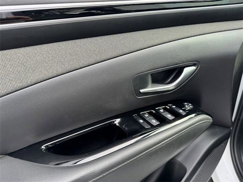 Used 2024 Hyundai Santa Cruz Limited image 20