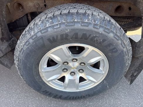 Used 2017 Chevrolet Silverado 1500 LT w/ All Star Edition image 37