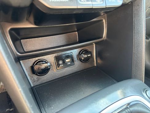 Used 2021 Hyundai Kona SE AWD/4WD image 35