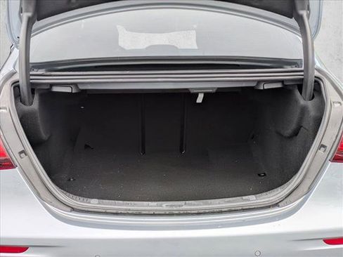 Used 2021 Mercedes-Benz E 350 4MATIC Sedan image 6