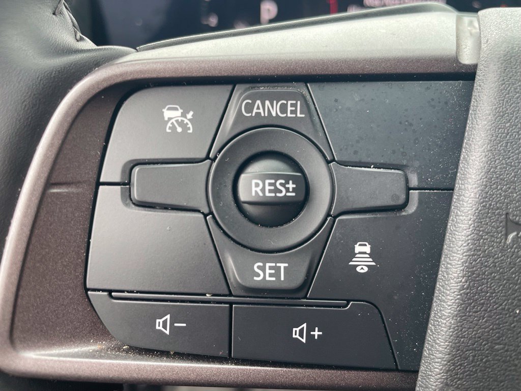 Used 2026 Nissan Sentra SV w/ SV Convenience Package FWD image 8