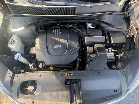 Used 2016 Kia Sorento EX image 21