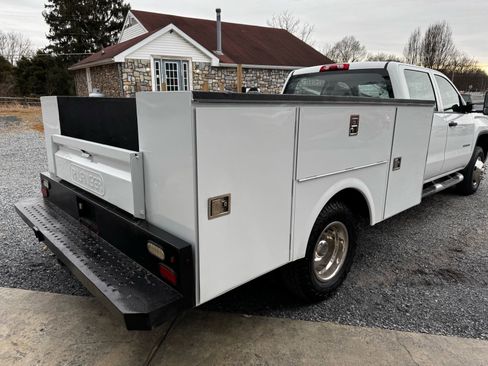 Used 2016 GMC Sierra 3500 4x4 Crew Cab image 5