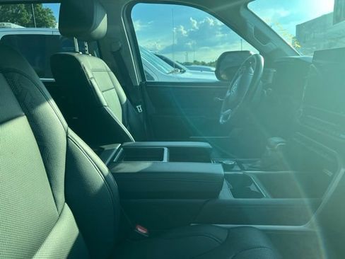 Used 2023 Toyota Tundra Limited AWD/4WD image 13