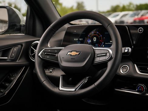 New 2026 Chevrolet Equinox LT w/ Convenience Package II image 15