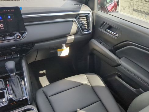 New 2025 GMC Canyon Elevation w/ Convenience Package image 25